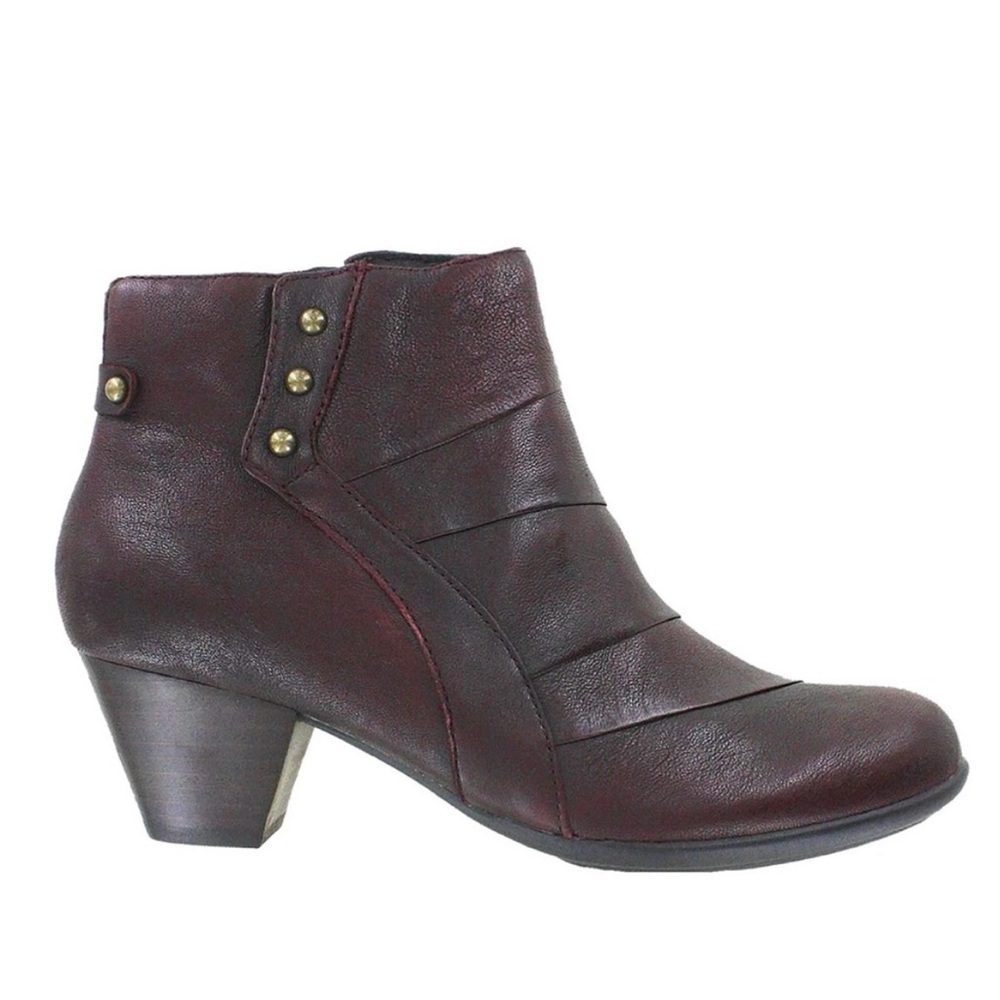 Woman’s Earth Hope Garnet Leather Ankle Boots SZ 7.5